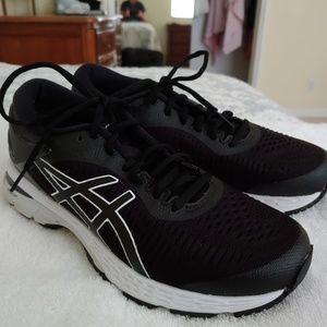 Asics gel kayano 25 running shoe